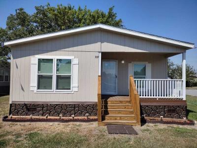 Mobile Home at 309 Sentinel Drive El Campo, TX 77437