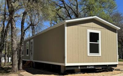 Mobile Home at 15 Olmos Dr., Austin, TX 78744