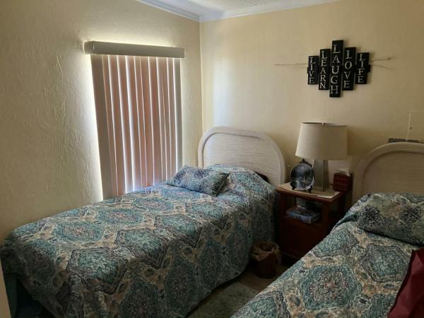 1986 Meri Manufactured Home