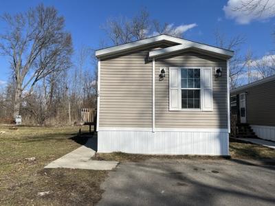 Mobile Home at 10610 East St Rt 762 #18 #18B Lockbourne, OH 43137