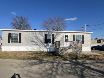 Mobile Home at 10610 East St Rt 762 #103 #103B Lockbourne, OH 43137