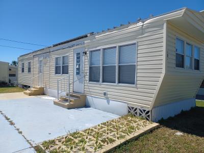Photo 2 of 18 of home located at 15 Jasmine Ave Palmetto, FL 34221