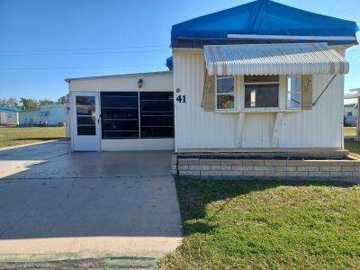 Mobile Home at 41 Larkspur Ave Palmetto, FL 34221