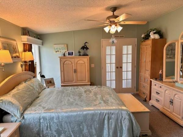 1992 Fleetwood Manufactured Home