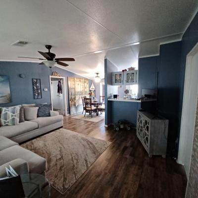 Photo 5 of 31 of home located at 1147 Windmill Grove Circle Orlando, FL 32828