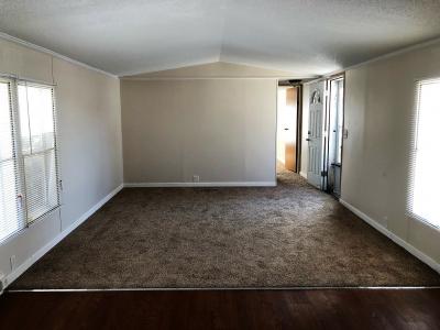 Photo 3 of 7 of home located at 4511 Whitson Ct Sterling Heights, MI 48310