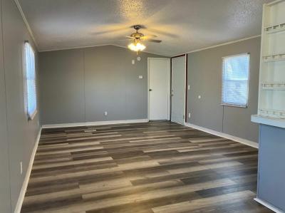 Photo 5 of 8 of home located at 2700 N Washington St #219M Kokomo, IN 46901