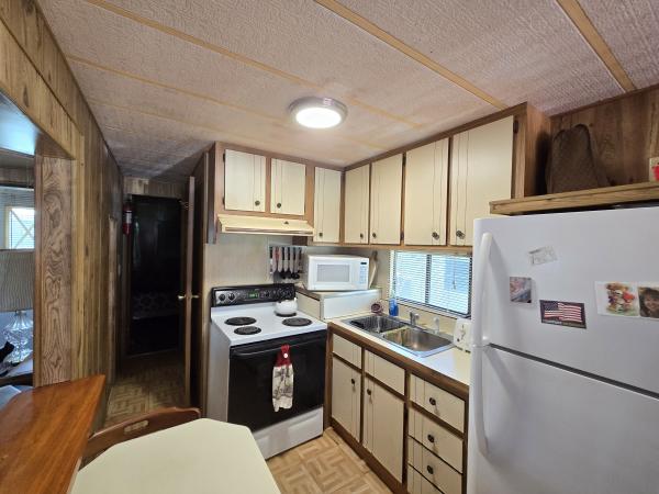 1984 PARK  Home