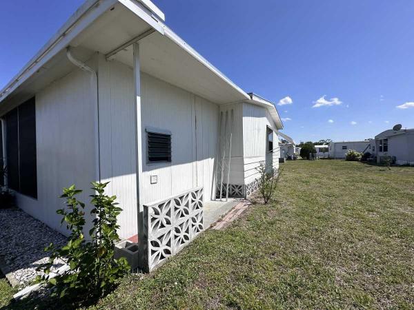 1976 Mobile Home