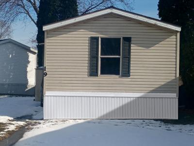 Mobile Home at 1145 Harmonia Rd Lot 19 Springfield, MI 49015