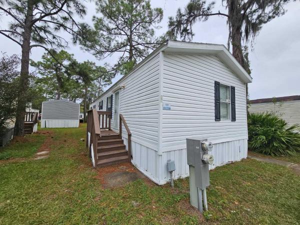 2005 FTWD Mobile Home For Sale