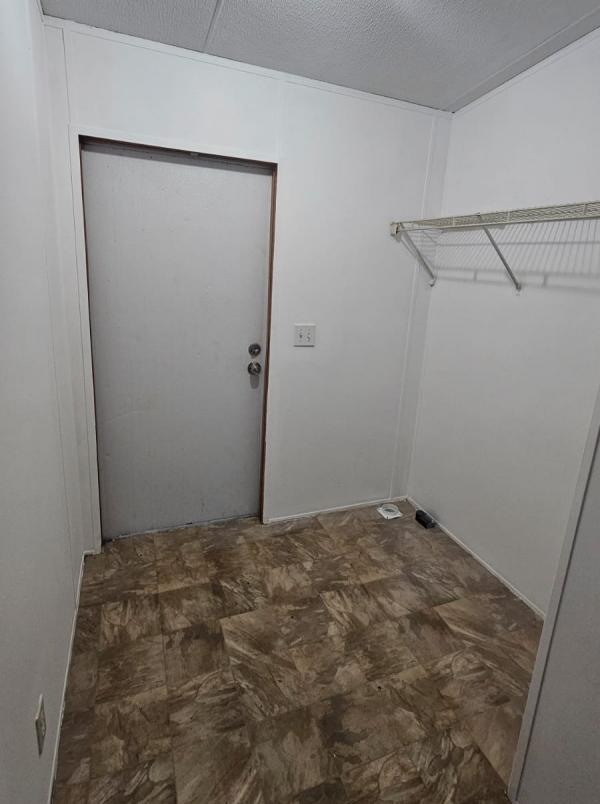 2005 FTWD mobile Home