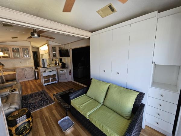 2005 Mobile Home