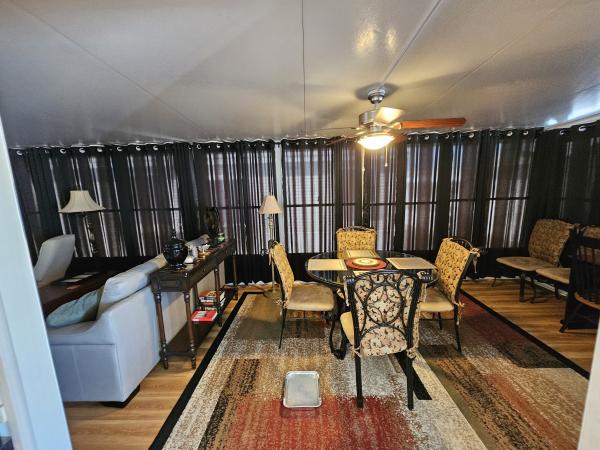 2005 Mobile Home
