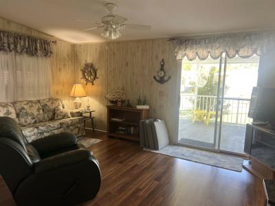 Photo 5 of 21 of home located at 35711 Washington Loop Road #Mh25 Punta Gorda, FL 33982