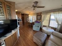 1986 PARK Mobile Home