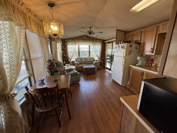 1986 PARK Mobile Home