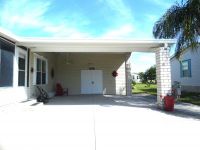 Photo 2 of 17 of home located at 536 Savannah Rd Davenport, FL 33897
