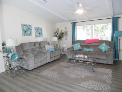 Photo 4 of 17 of home located at 536 Savannah Rd Davenport, FL 33897