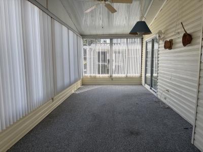 Photo 3 of 8 of home located at 23 E Hampton Dr Auburndale, FL 33823