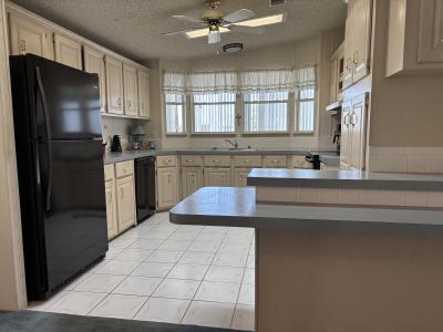 Photo 4 of 8 of home located at 23 E Hampton Dr Auburndale, FL 33823