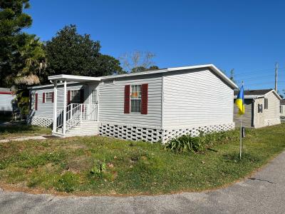 Photo 2 of 17 of home located at 14135 Hunter Grove Dr Orlando, FL 32828