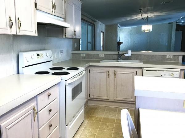 2004 King 56E3F(3) Mobile Home