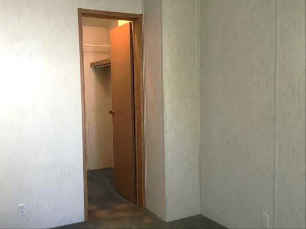 2004 King 56E3F(3) Mobile Home