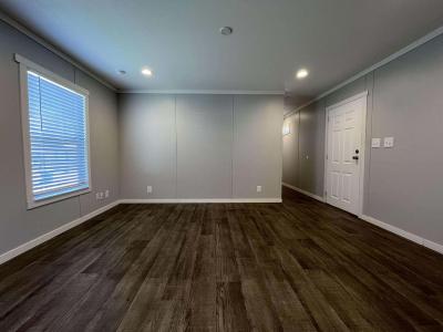 Photo 4 of 29 of home located at 601 Toledo #To601 Conroe, TX 77301