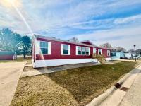 2025 Adventure 32 4643L  Home