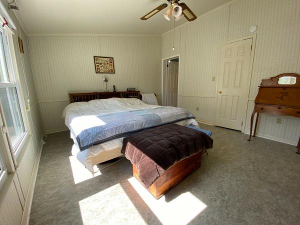 1990 VIRG 56228 Mobile Home