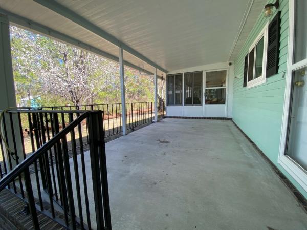1990 VIRG 56228 Mobile Home