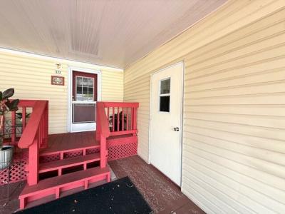 Photo 3 of 19 of home located at 523 N Genathy Drive Auburndale, FL 33823
