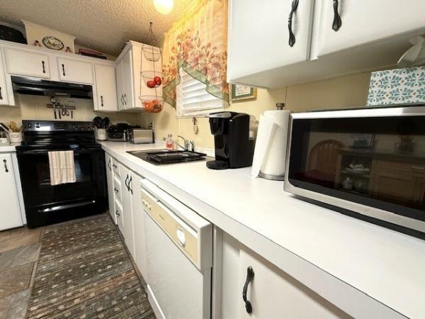 1999 Homes of Merit Mobile Home