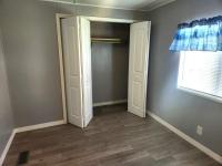 1981 Hillcrest Manufactured Home