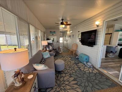 Photo 2 of 9 of home located at 13 Angelfish Drive Sebring, FL 33876