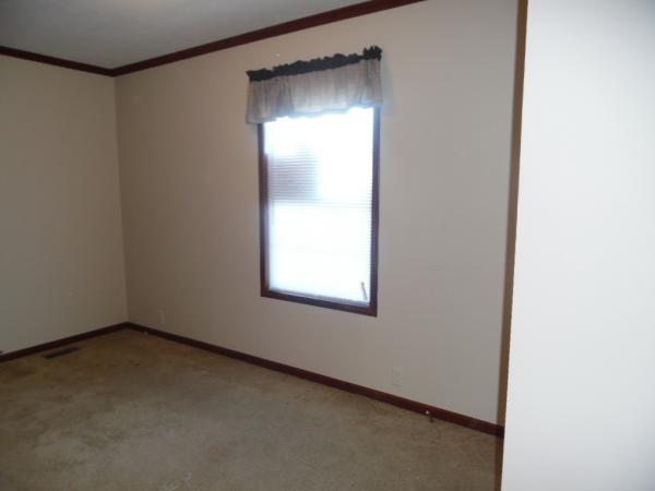 2011 CREST Mobile Home