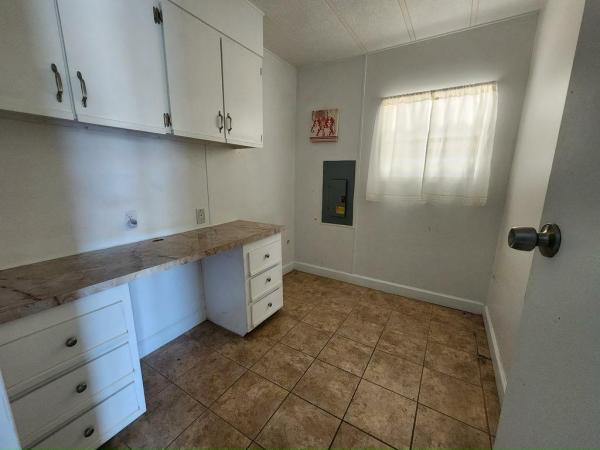 1985 Homes of Merit St. Croix Mobile Home