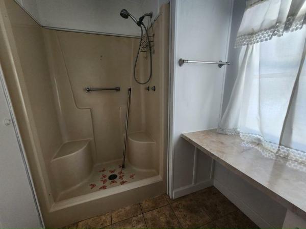 1985 Homes of Merit St. Croix Mobile Home