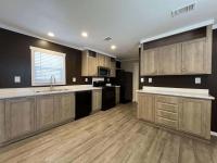 2023 Oak Creek - Lancaster Mobile Home