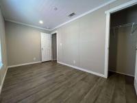 2023 Oak Creek - Lancaster Mobile Home