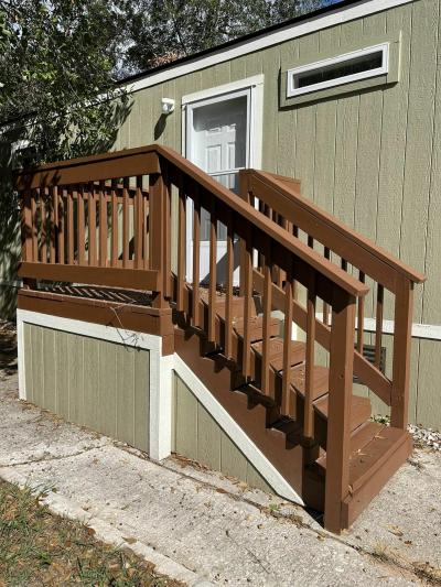 Photo 3 of 26 of home located at 113 Lillian #Ll113 Conroe, TX 77301