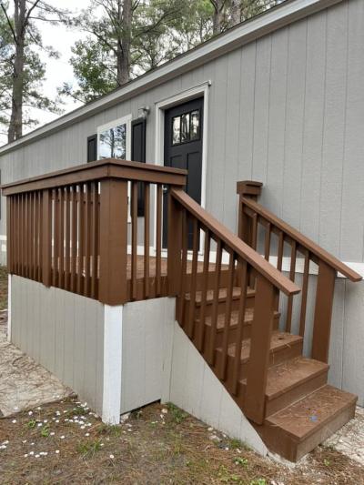 Photo 3 of 33 of home located at 117 Sharon #Sh117 Conroe, TX 77301