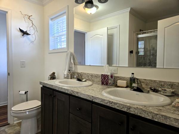 2018 RANL H28483 Mobile Home