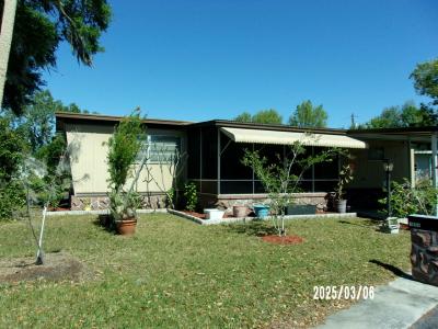 Photo 2 of 10 of home located at 1805 Amberwood Drive Riverview, FL 33578