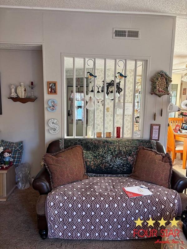 1986 VICT  Home