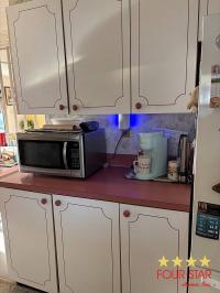 1986 VICT  Home