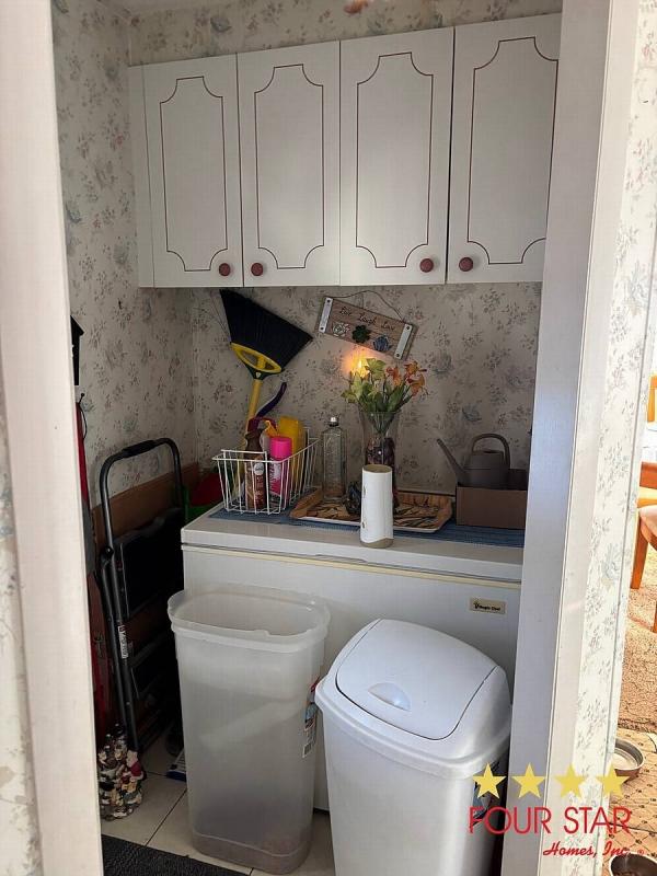 1986 VICT  Home