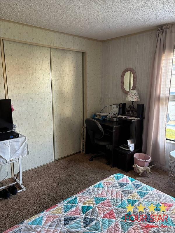 1986 VICT  Home
