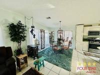 3214 GLEN  Home